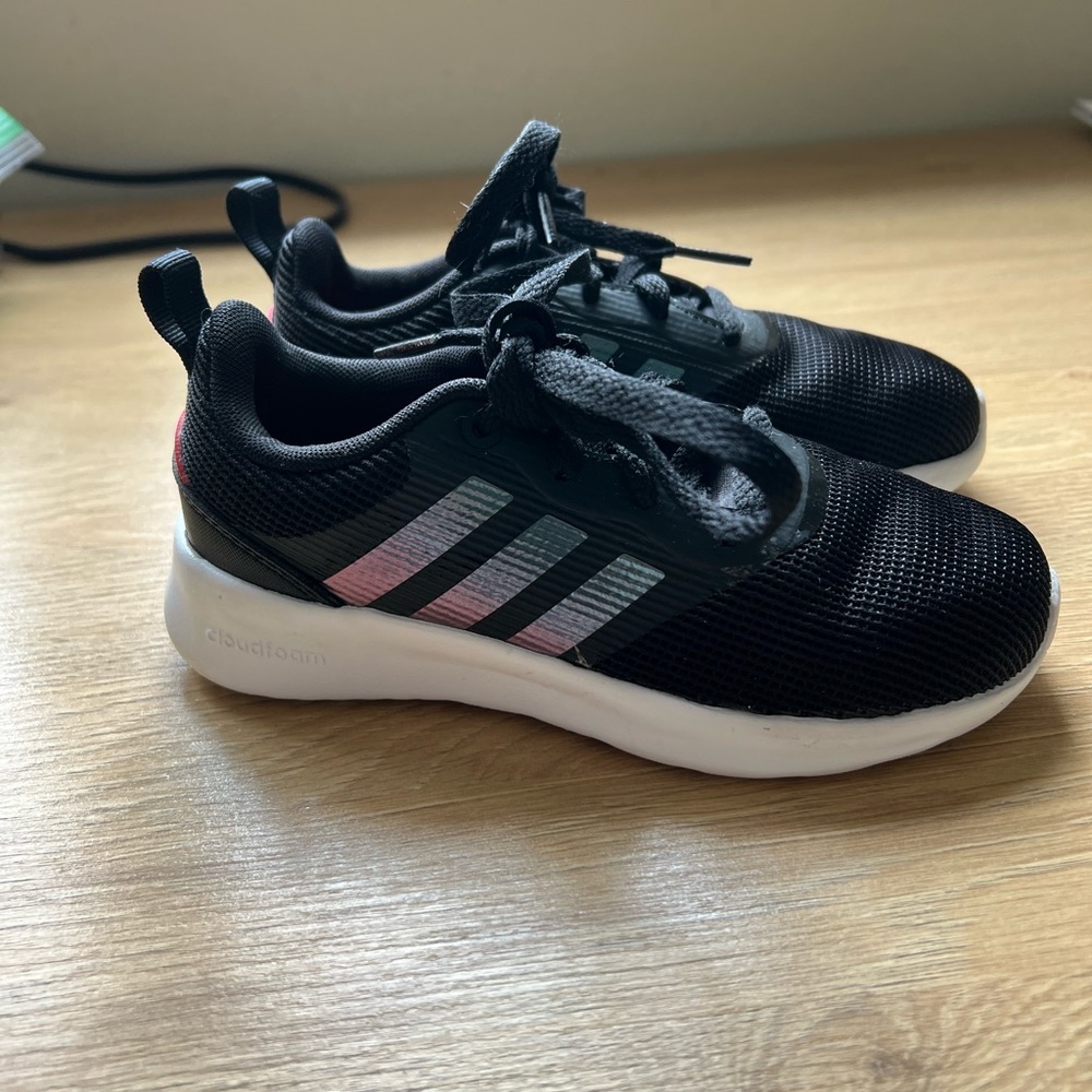 Adidas girls tennis shoes